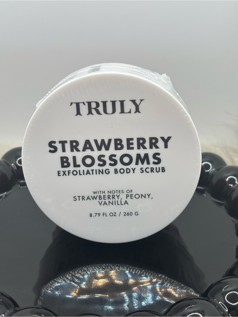 TRULY Strawberry Blossoms Exfoliating Body Scrub